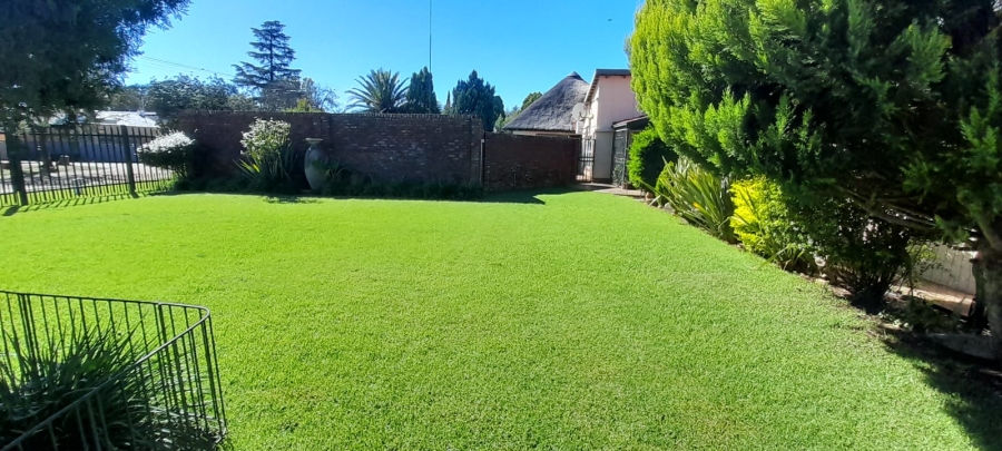 5 Bedroom Property for Sale in Meiringspark North West